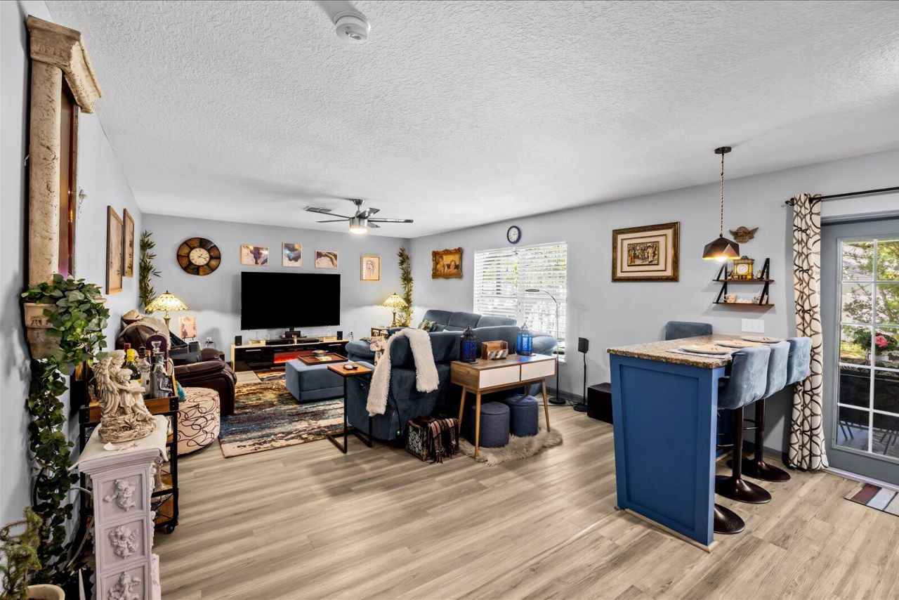 813 Evernia Street, Sebastian, FL 32958 Photo