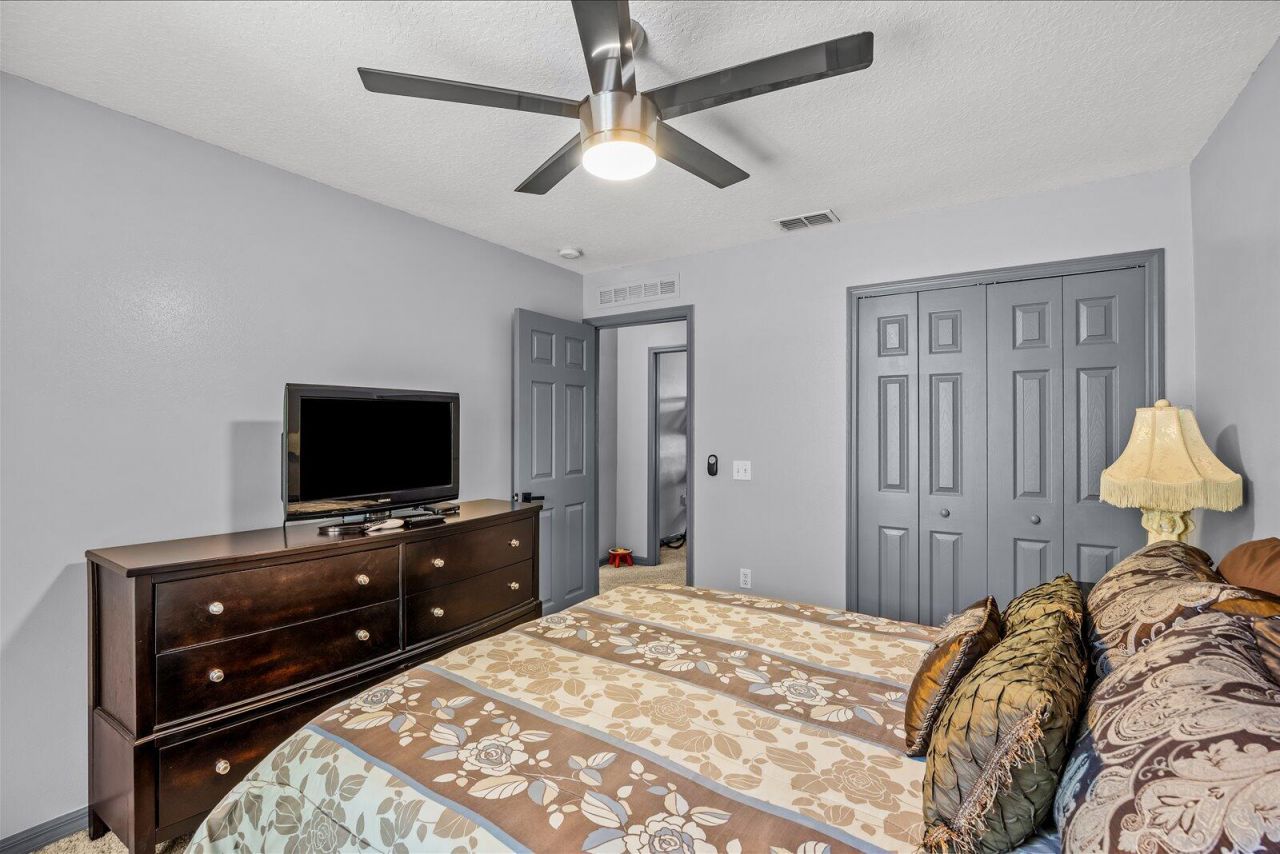 813 Evernia Street, Sebastian, FL 32958 Photo