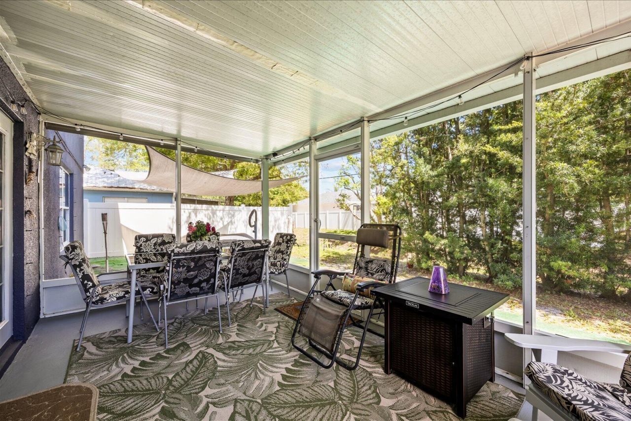 813 Evernia Street, Sebastian, FL 32958 Photo