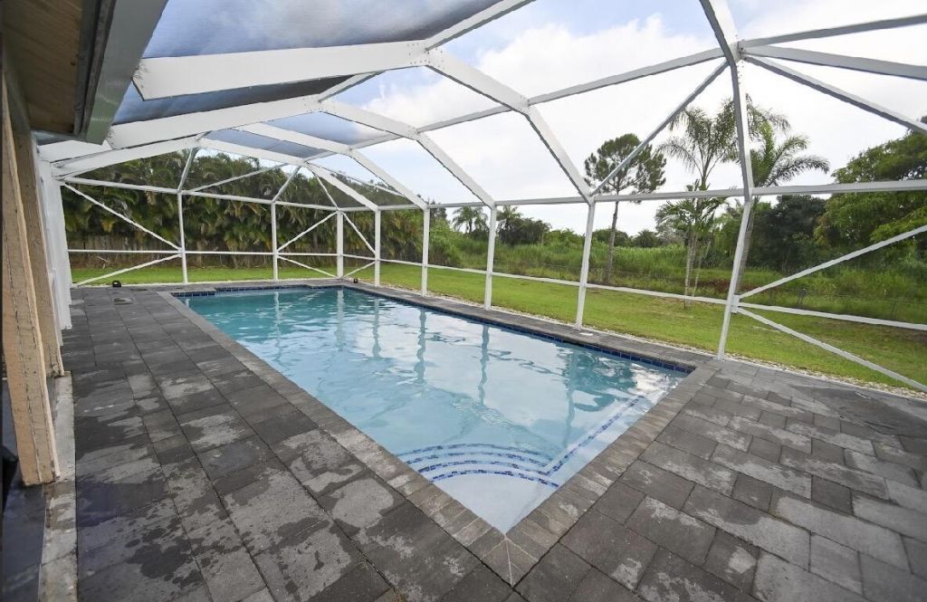 14918 92nd Court N, West Palm Beach, FL 33412 Photo