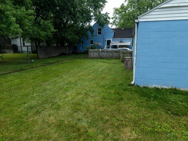 1290 E Weber Road, Columbus, OH 43211 Photo 13