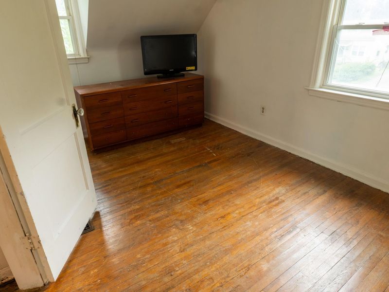 1290 E Weber Road, Columbus, OH 43211 Photo 9