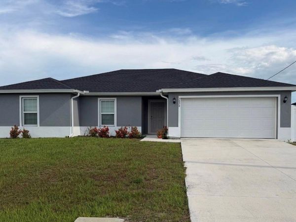 2828 SW 2ND TERRACE , CAPE CORAL, FL 33991