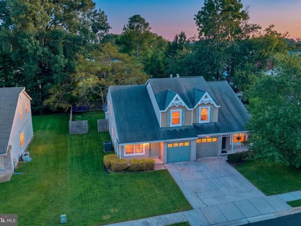 19 HEATHERFIELD WAY, DOVER, DE 19904