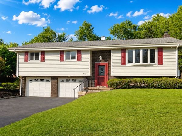 224 White Oak Drive , New Kensington, PA 15068
