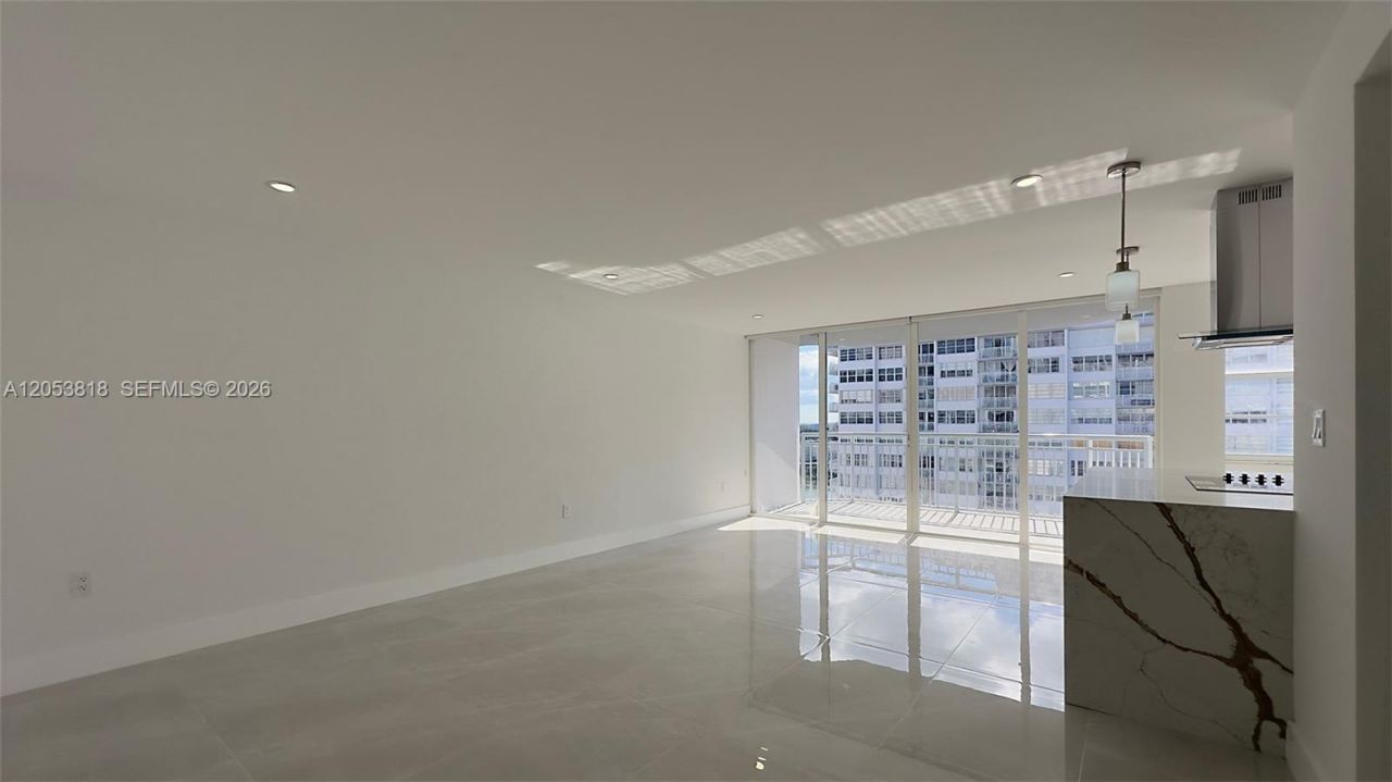 18051 Biscayne Blvd , Unit 1601, Aventura, FL 33160 Photo