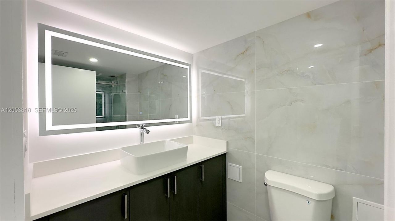 18051 Biscayne Blvd , Unit 1601, Aventura, FL 33160 Photo