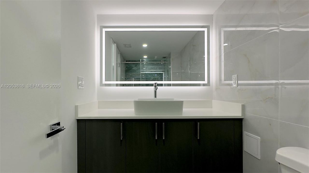 18051 Biscayne Blvd , Unit 1601, Aventura, FL 33160 Photo