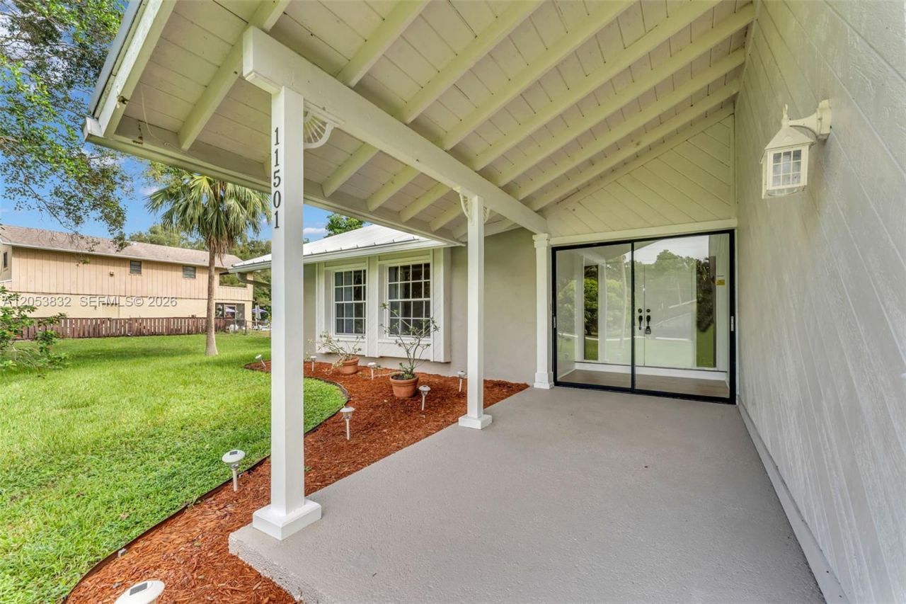 11501 SW 3rd St, Plantation, FL 33325 Photo