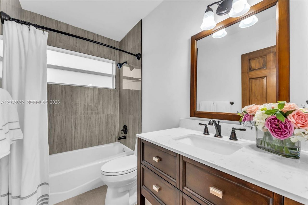 11501 SW 3rd St, Plantation, FL 33325 Photo