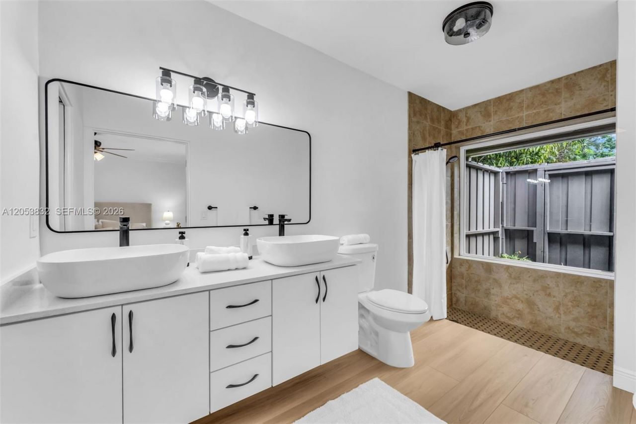 11501 SW 3rd St, Plantation, FL 33325 Photo