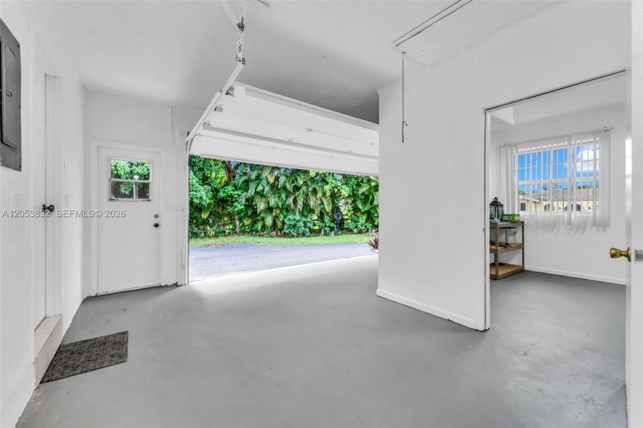 11501 SW 3rd St, Plantation, FL 33325 Photo