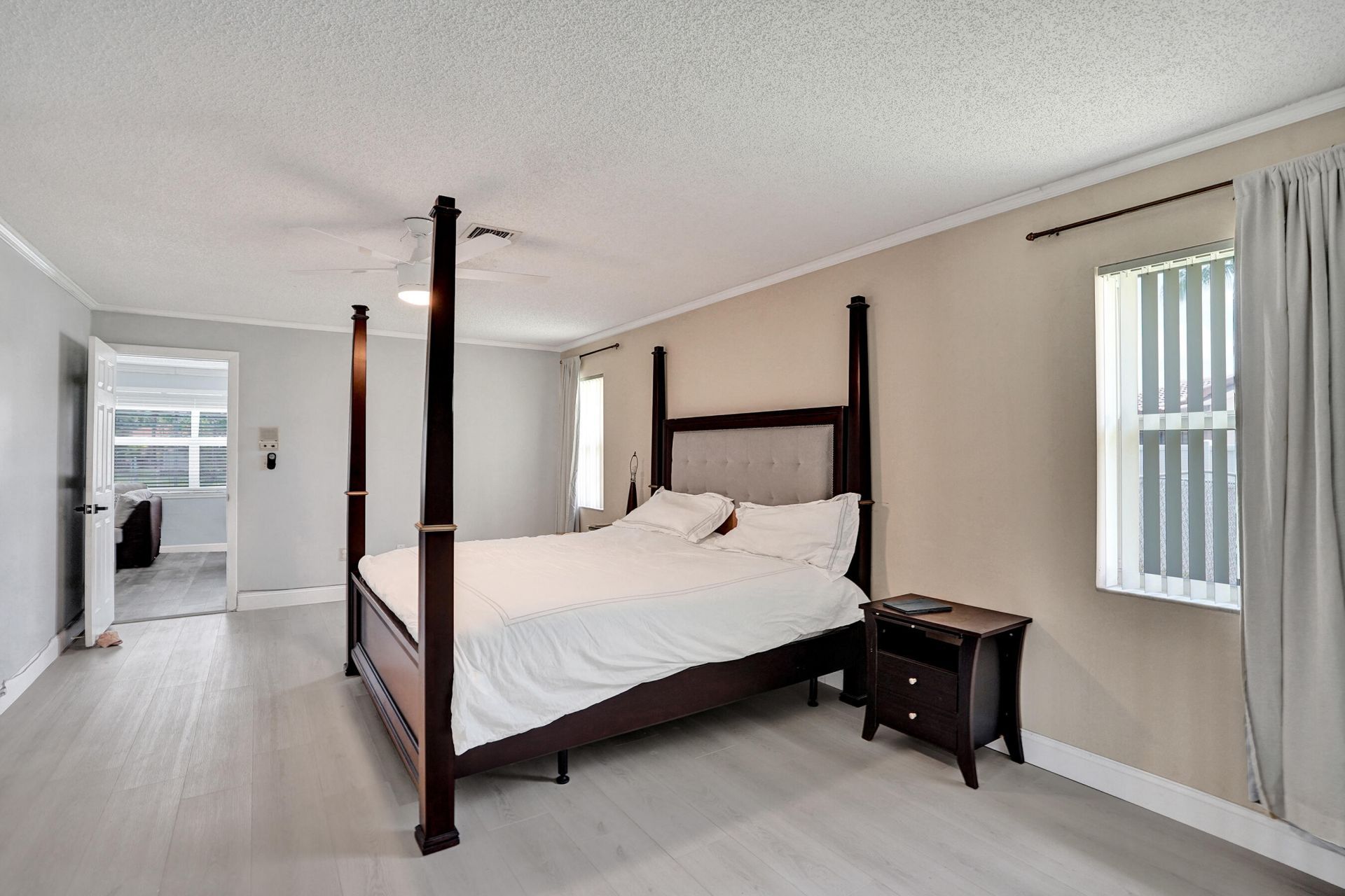 1852 NW 82nd Avenue, Coral Springs, FL 33071 Photo
