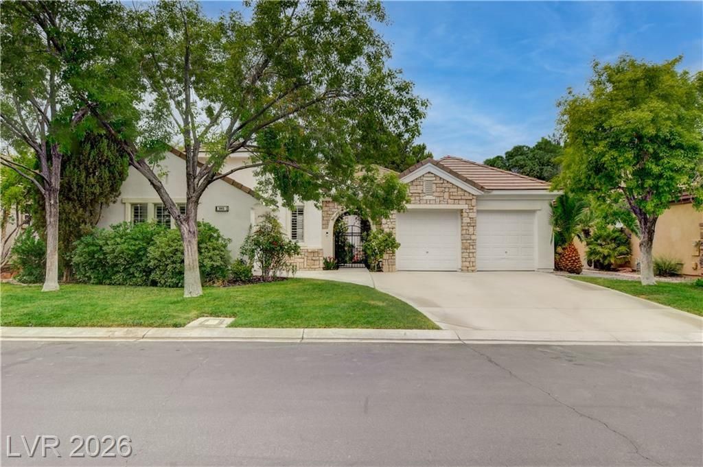 945 Granger Farm Way, Las Vegas, NV 89145 Main Photo
