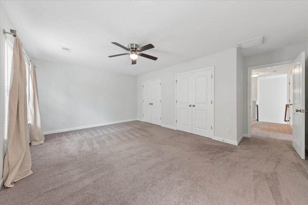 3135 Mulan Lane Photo 20