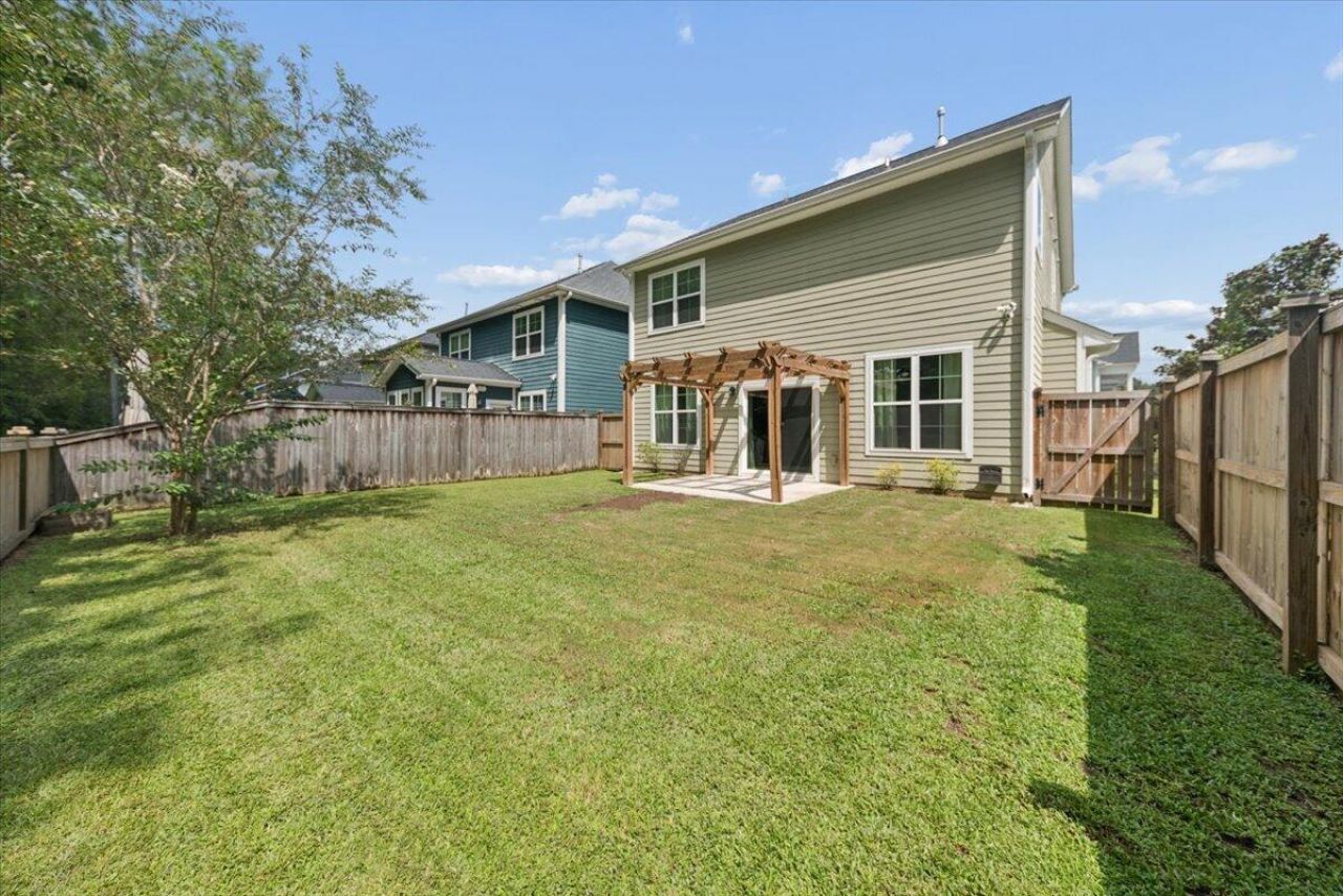 3135 Mulan Lane Photo 35