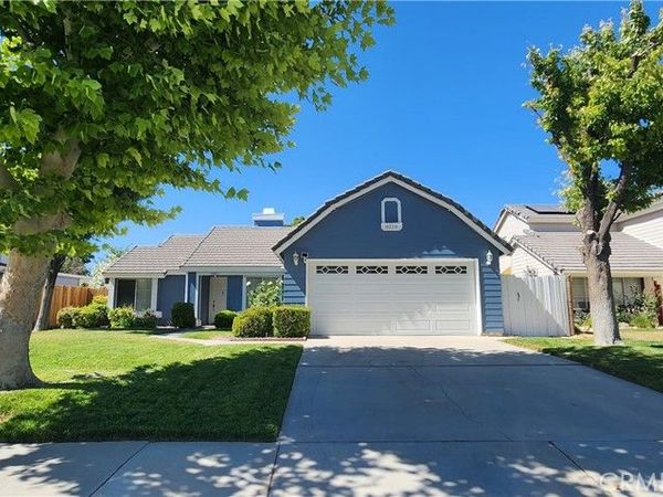 3219 W Avenue J4, Lancaster, CA 93536