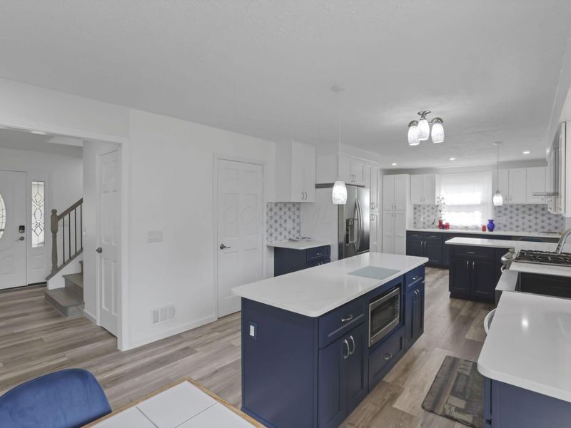 7582 Deercreek Drive, Columbus, OH 43085 Photo 11