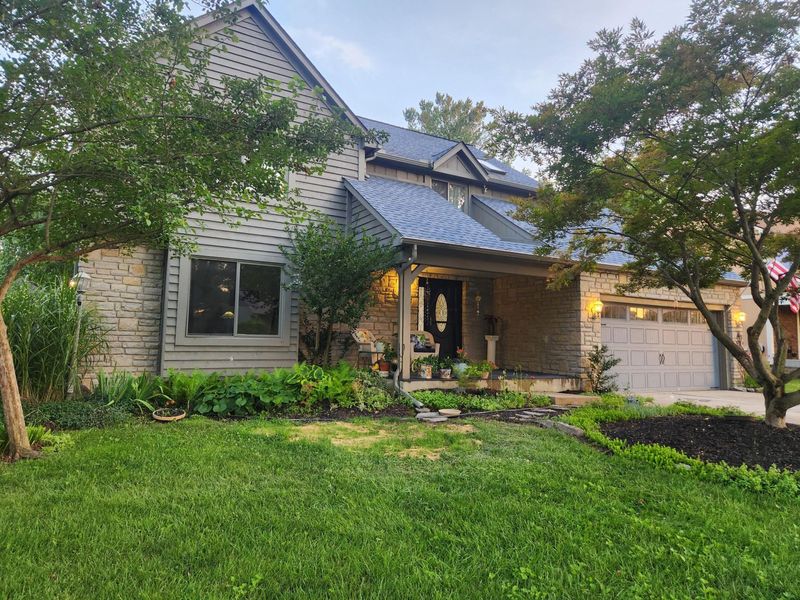7582 Deercreek Drive, Columbus, OH 43085 Photo 2