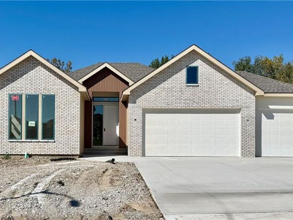 9004 N Everton Avenue, Kansas City, MO 64153