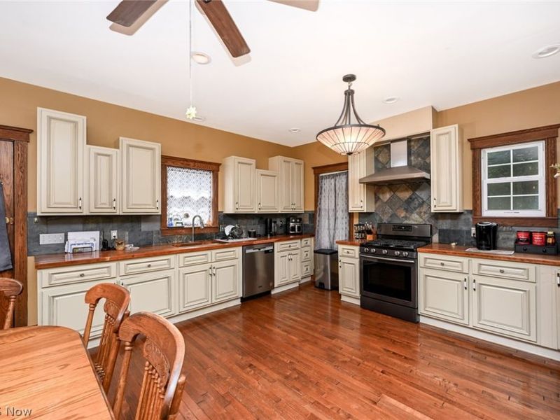 751 Earl Road NW, Massillon, OH 44647 Photo 17