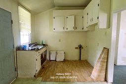 613 Henry Street photo 4