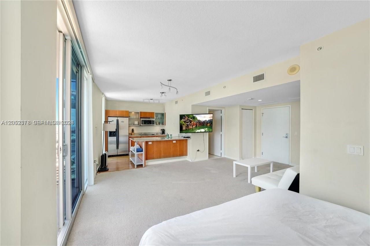 185 SW 7th St , Unit 3100, Miami, FL 33130 Photo