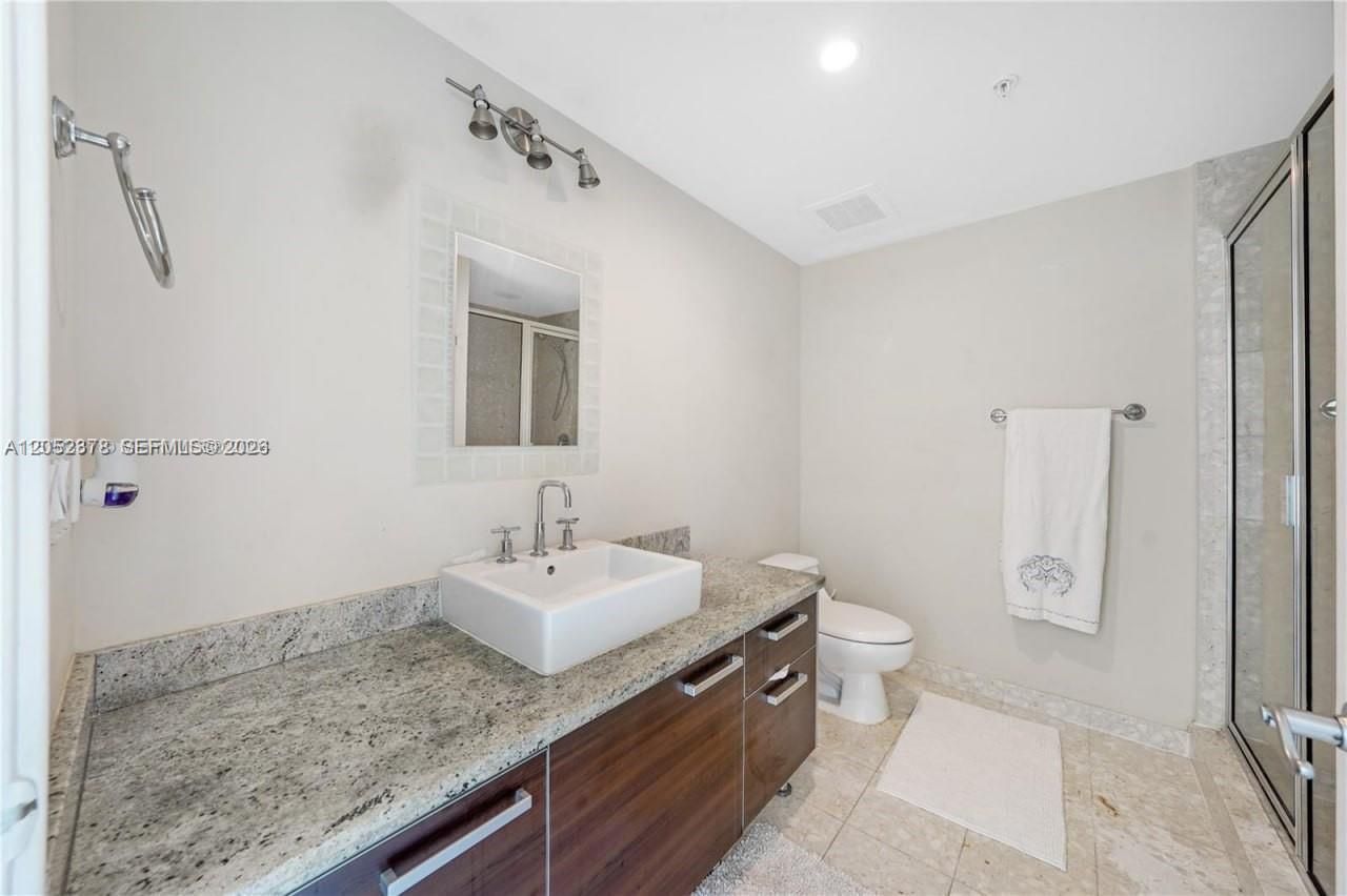 185 SW 7th St , Unit 3100, Miami, FL 33130 Photo