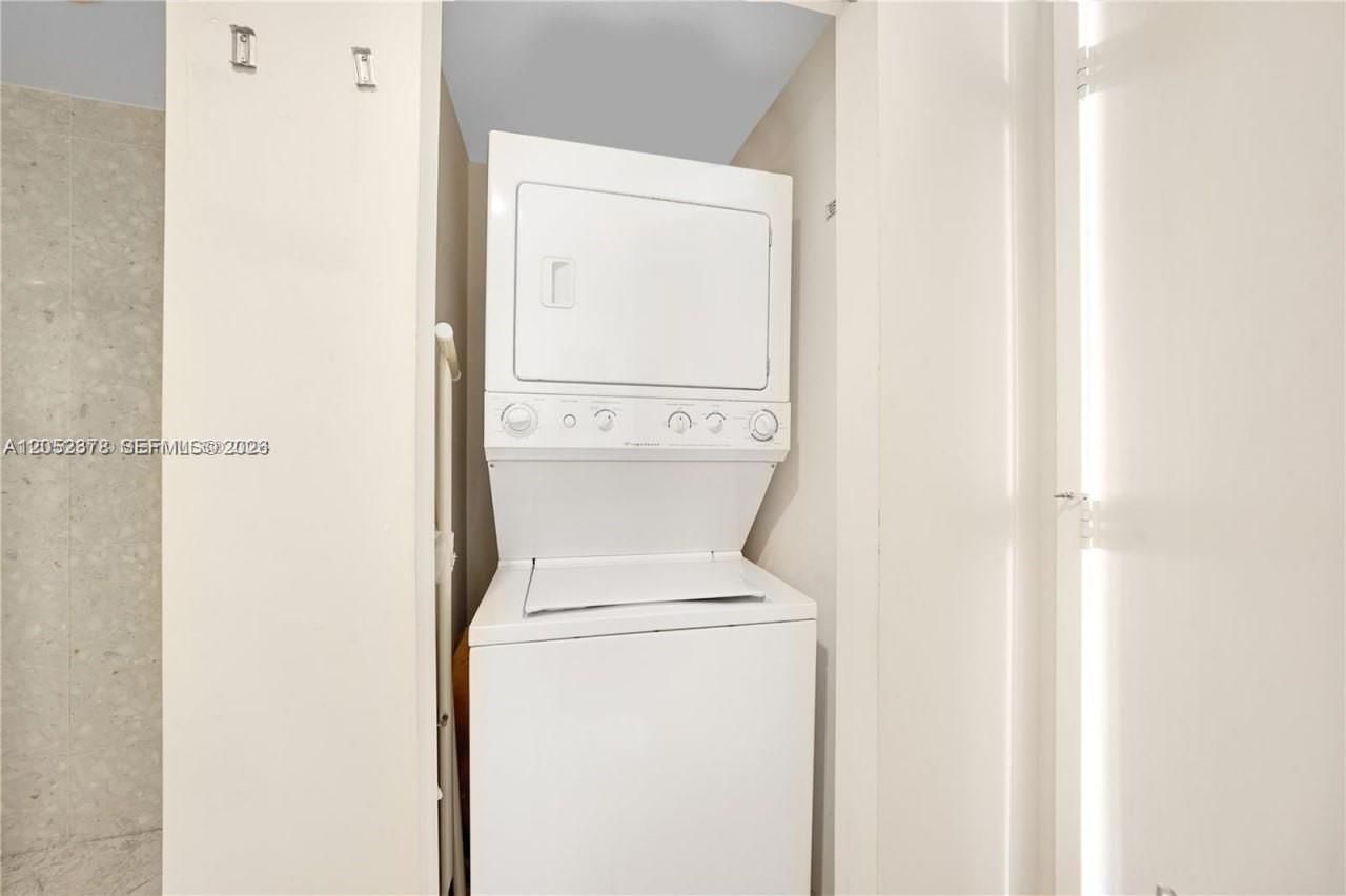 185 SW 7th St , Unit 3100, Miami, FL 33130 Photo
