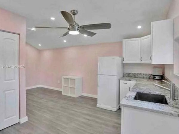 4300 NE 12th Ter , Pompano Beach, FL 33064