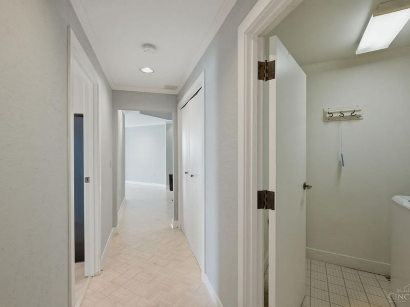 2412 Ingleside Avenue, Unit 5C, Cincinnati, OH 45202 Photo 33