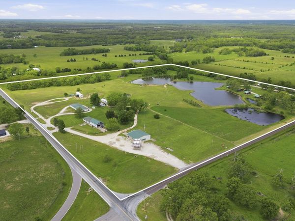 11901 State Highway 32 , Lebanon, MO 65536
