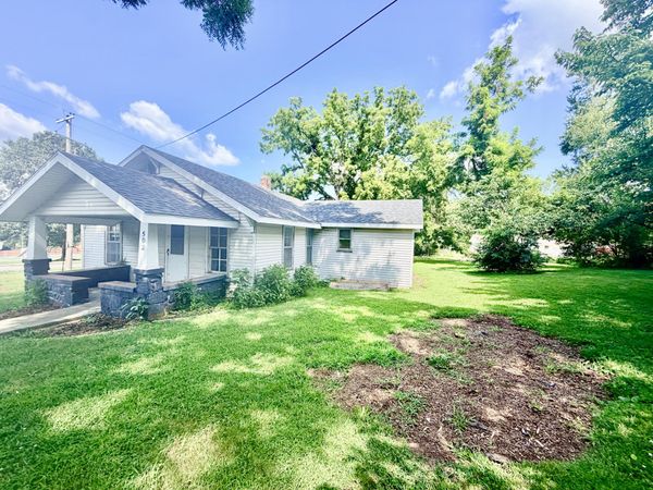502 Campbell Street , Greenfield, MO 65661