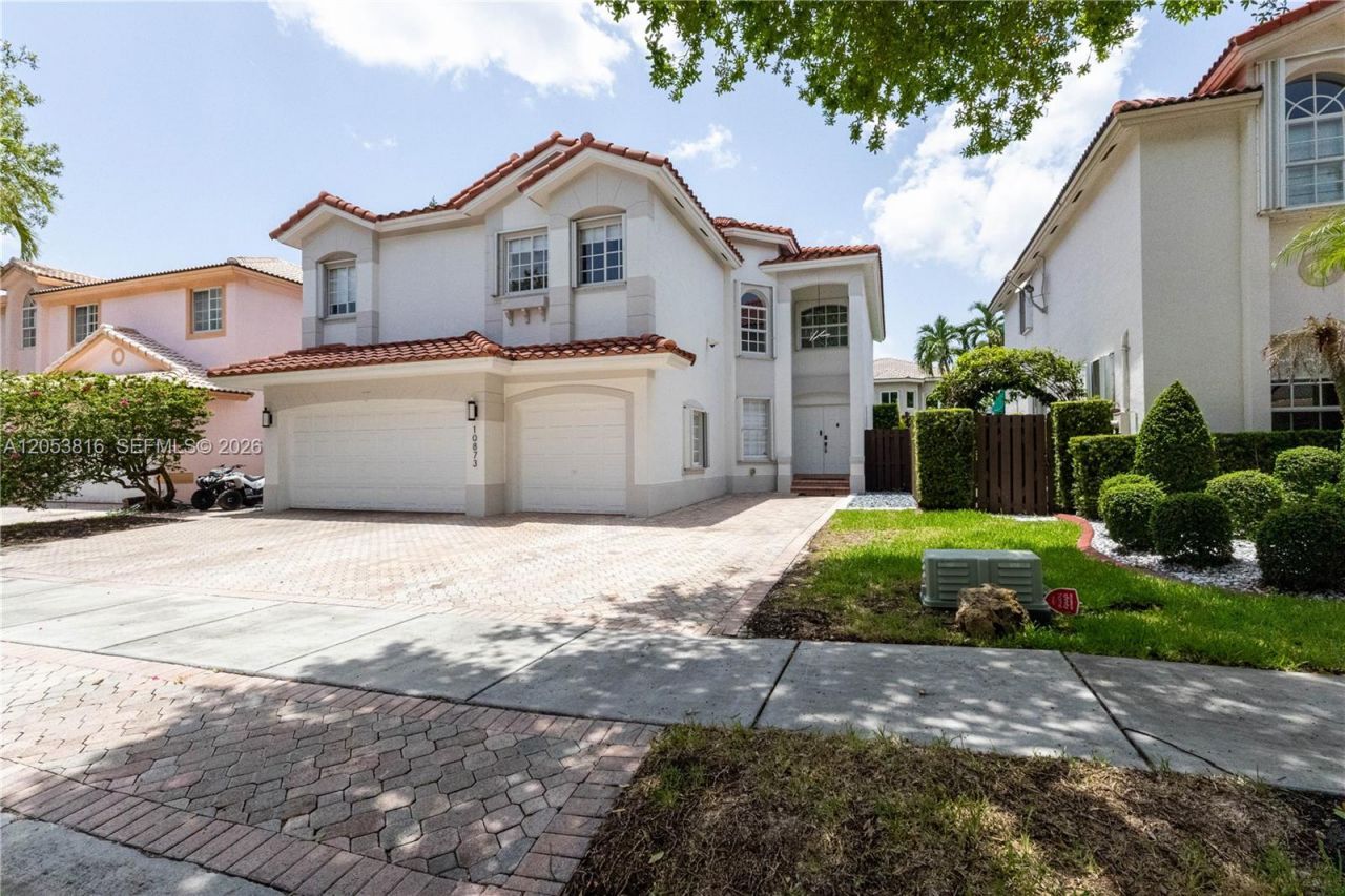 10873 NW 71st St , Doral, FL 33178 Photo
