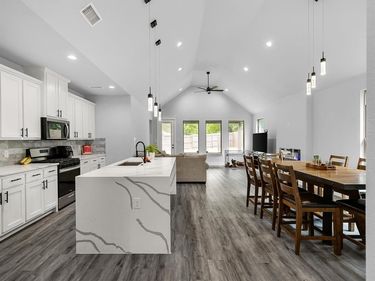 4755 Ramey Avenue, Fort Worth, TX 76105