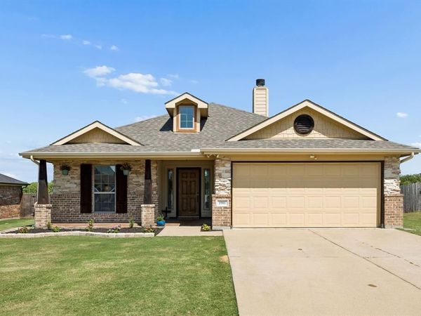 1901 Millbrook Drive, Midlothian, TX 76065