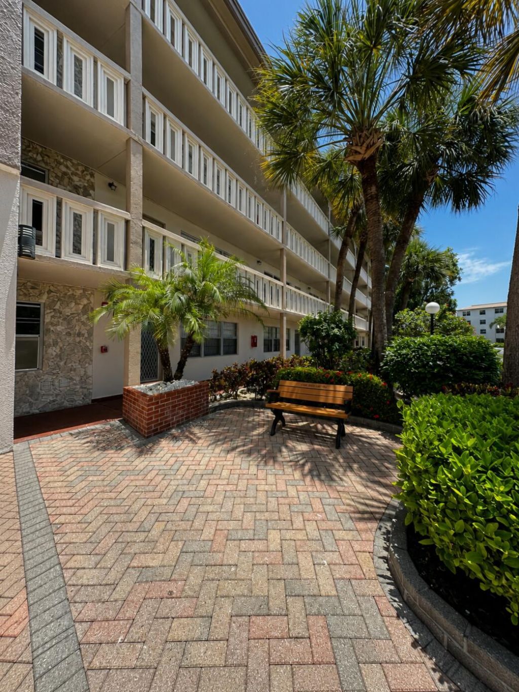 1901 Bermuda Circle, Unit F2, Coconut Creek, FL 33066 Photo