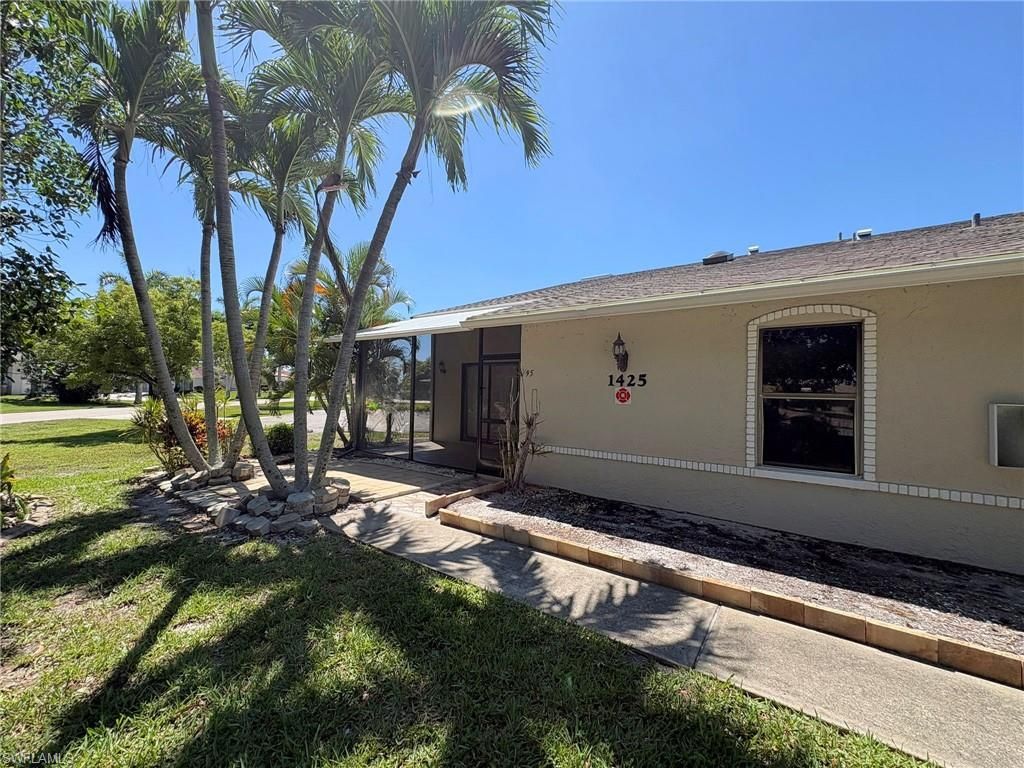 1425 SW 51st Ln , Unit 95, Cape Coral, FL 33914 Photo