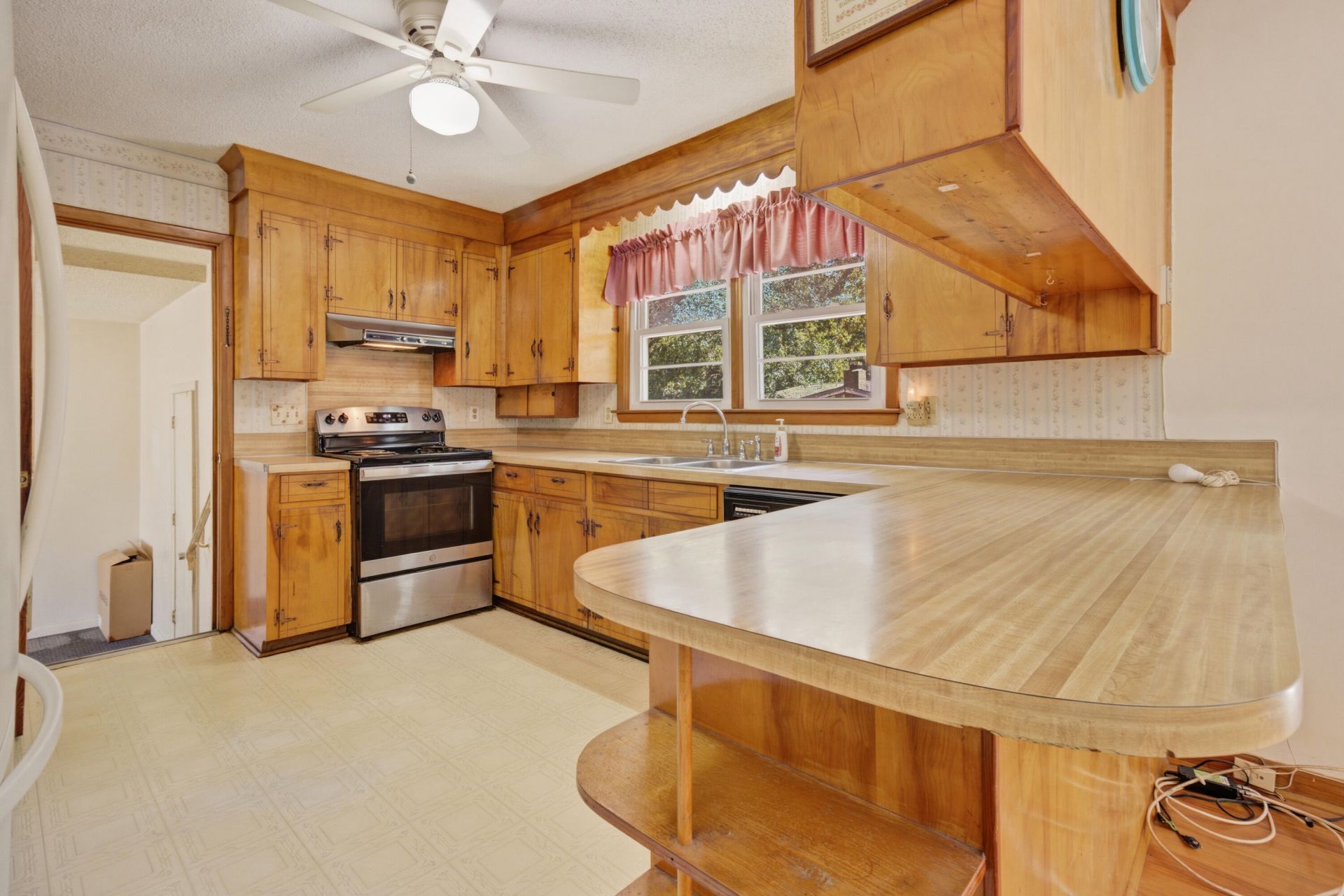 931 Dogwood Court Photo 13