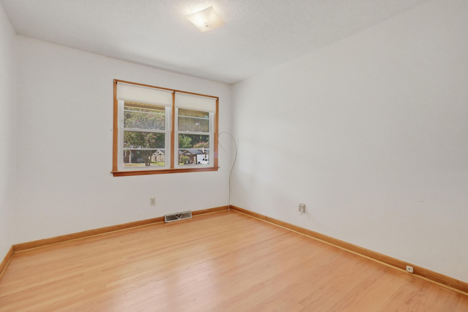 931 Dogwood Court Photo 16