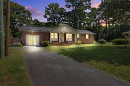 931 Dogwood Court photo 4
