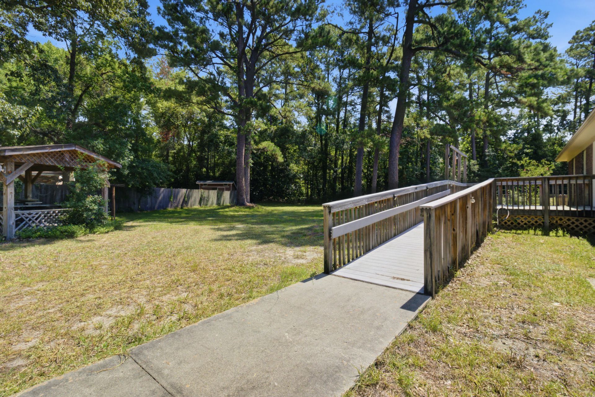 931 Dogwood Court Photo 27