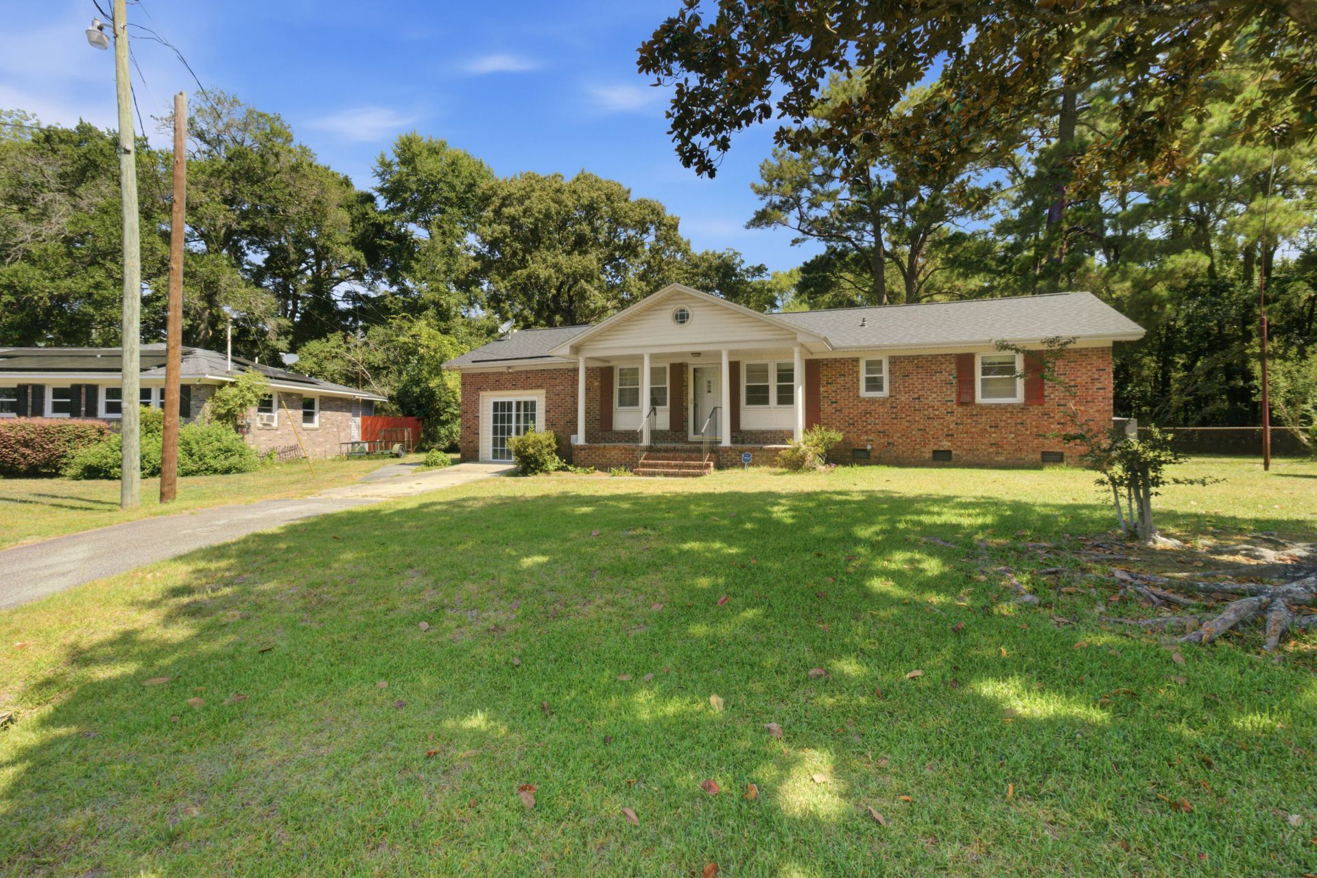 931 Dogwood Court Photo 4