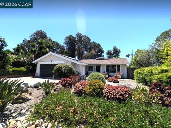913 Seascape Cir, Rodeo, CA 94572