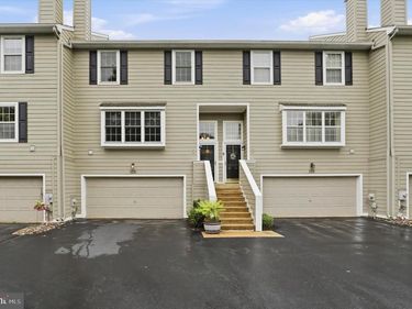 103 PRINCETON CIRCLE, NEWTOWN SQUARE, PA 19073