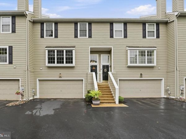 103 PRINCETON CIRCLE, NEWTOWN SQUARE, PA 19073