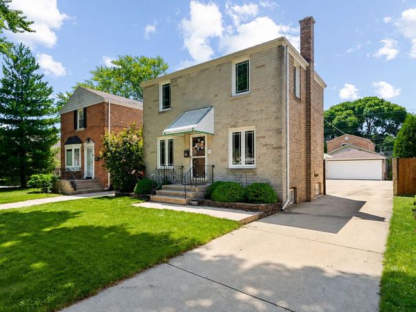 5050 N Neenah Avenue, Chicago, IL 60656