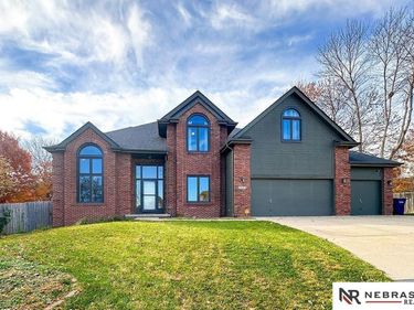 2924 Blackhawk Circle, Bellevue, NE 68123