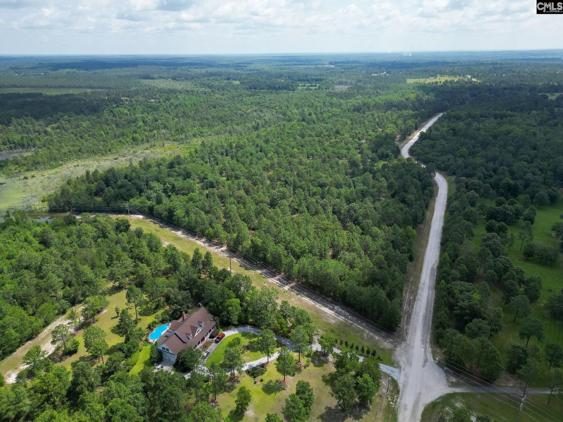 196 Hound Hollow Road  Photo 9