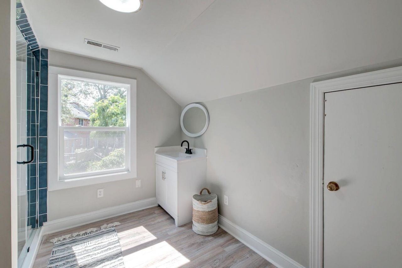 957 Travers Drive Photo 30